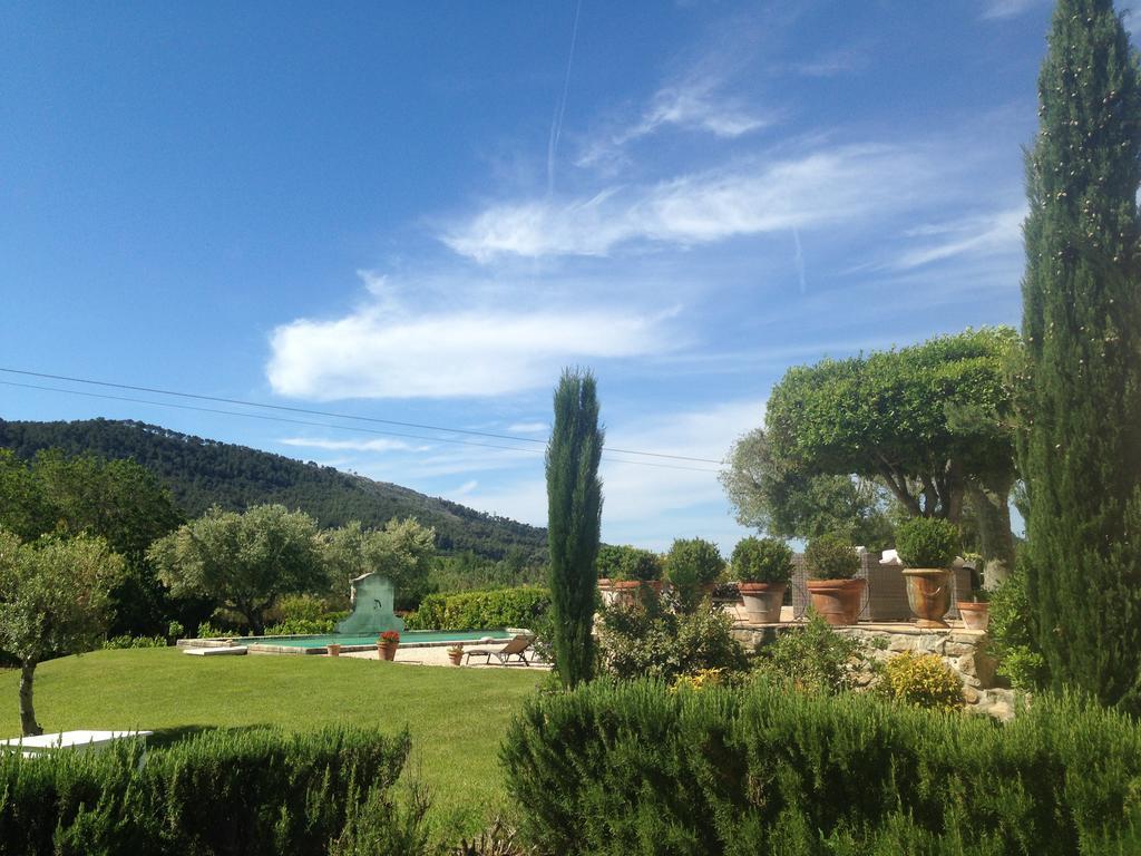 Bed and Breakfast Bastide de Fontvieille à Saint-Cyr-sur-Mer Extérieur photo